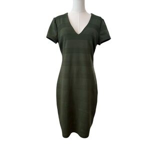 Women's 12 Solid Green Short Sleeve Fitted Bodycon Midi Work Career Dress